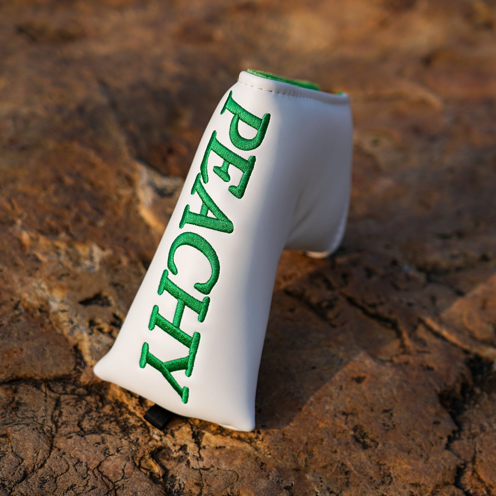 White Peachy Putter Head Cover